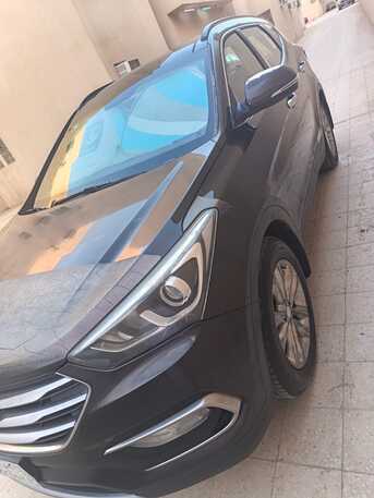 Riyadh, Vehicles, Cars & Trucks , SAR 45000,  Hyundai Santa Fe,  2016,  Automatic,  334000 KM,  Very Neat & Clean Car