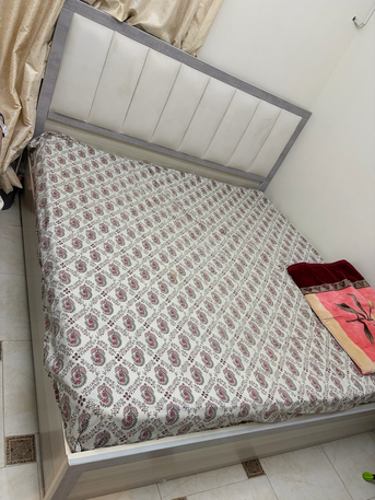 Riyadh, Household Items, SAR 1500,  Selling King Size Bed, IKEA SOFA & Table
