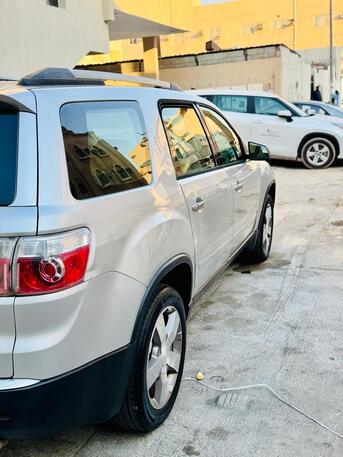 Al Jubail Al Balad, Vehicles, Cars & Trucks , SAR 17500,  Gmc Acadia,  2010,  Automatic,  270000 KM,  10/10