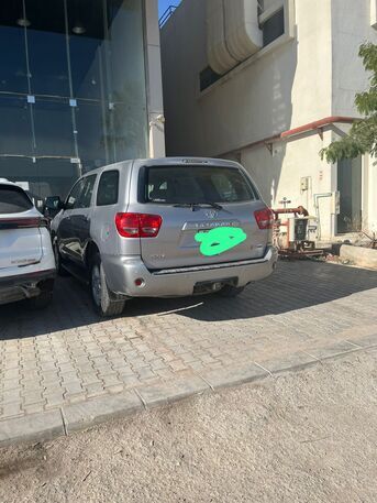 Riyadh, Vehicles, Cars & Trucks , SAR 48000,  Sequoia Toyota Car,  2010,  Automatic,  270000 KM,  Luxury Grand Sequoia Car