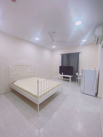 Zinj, Rooms for Rent, BHD 200/year,  Fully Furnished Studio In Bughazal For Rent BD 200