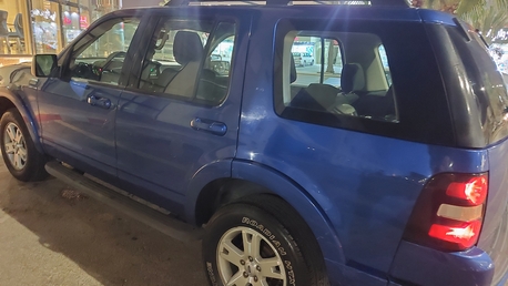 Riyadh, Vehicles, Cars & Trucks , SAR 16000,  Ford Explorer,  2010,  Automatic,  300000 KM,