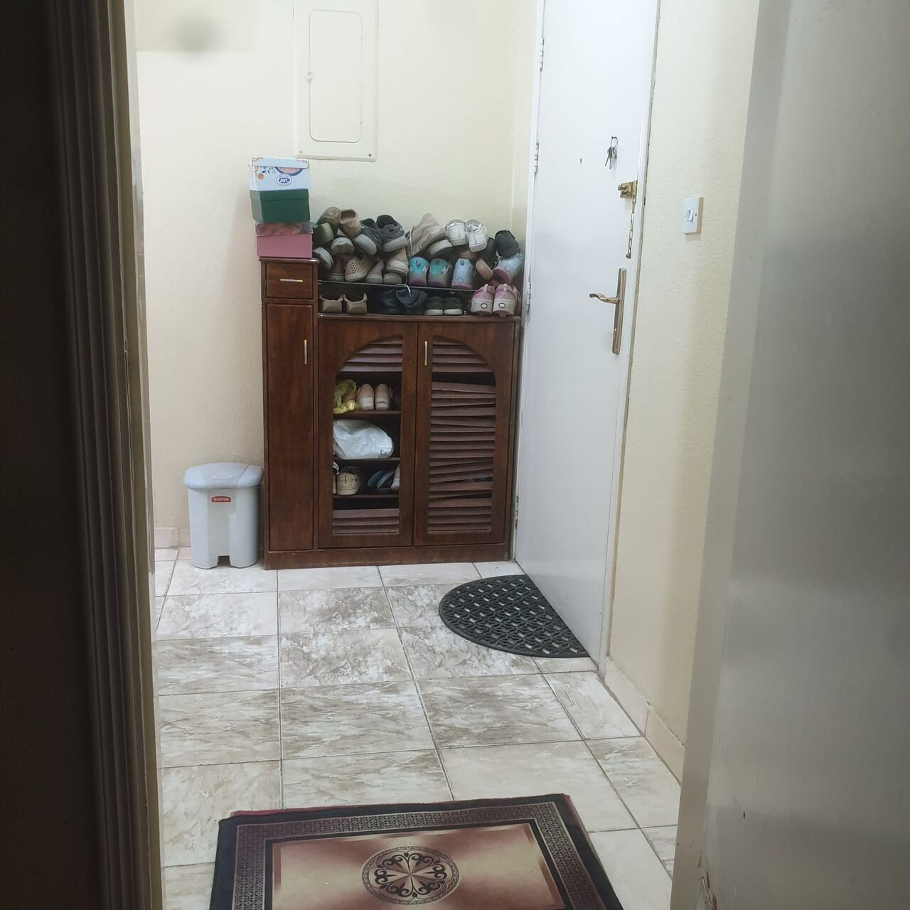 Al Maathar, Holiday/Vacation Rentals, SAR 1500/month,  1 BR,  Fully Furnished  Family Flat For Executive Bachelor