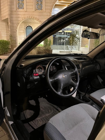 Riyadh, Vehicles, Cars & Trucks , SAR 9500,  Nissan Sunny,  2004,  Manual,  560 KM,