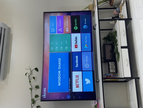 Jubail, Electronics, SAR 850,  📺 FOR SALE – IKON 65” Curved TV