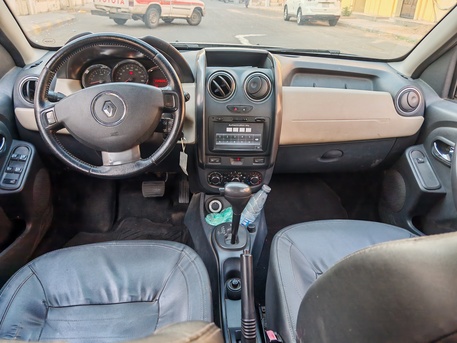 Jeddah, Vehicles, Cars & Trucks , SAR 18000,  Renault Duster,  2017,  Automatic,  228000 KM,  Duster Full Options ( 4*4 ) Top Grade  In Perfect Condition