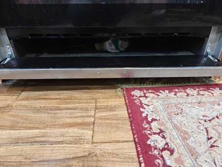 Riyadh, Household Items, SAR 900,  Haas 5 Burner Cooking Range With Oven For Sale