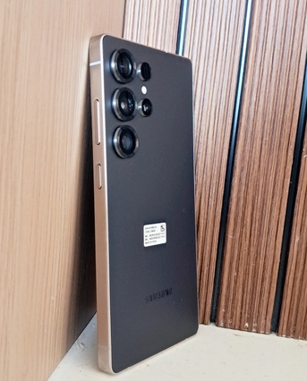 Hofuf, Mobile Phones, SAR 3100,  Same As New Samsung S25 Ultra 12/256