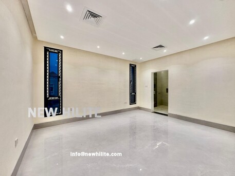 Kuwait City, Apartments, Flats, Houses & Villas, KWD 1000/month,  4 BR,  Spacious Brand New VIP Floor For Rent Rumaithya