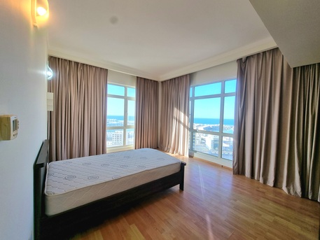 Amwaj Islands, Apartments, Flats, Houses & Villas, BHD 700/month,  Furnished,  4 BR,  180 Sq. Meter,  Sea View 2 BR FF Apartment With Balcony Close To Lagoon Park