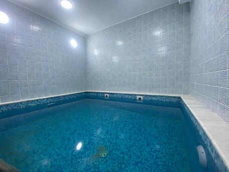 Abdoun, Apartments, Flats, Houses & Villas, JOD 26000/year,  Furnished,  3 BR,  250 Sq. Meter,  Duplex Ground Floor Apartment For Rent