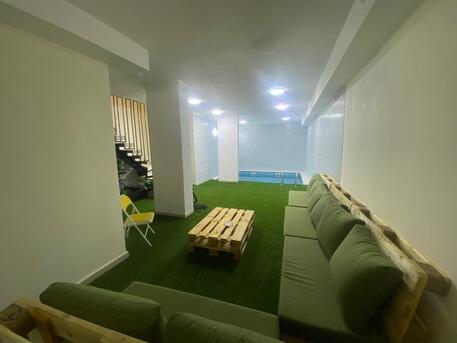 Abdoun, Apartments, Flats, Houses & Villas, JOD 26000/year,  Furnished,  3 BR,  250 Sq. Meter,  Duplex Ground Floor Apartment For Rent