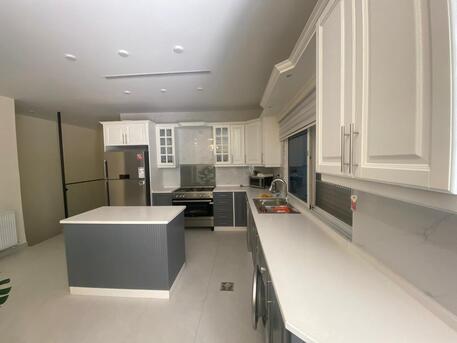 Abdoun, Apartments, Flats, Houses & Villas, JOD 26000/year,  Furnished,  3 BR,  250 Sq. Meter,  Duplex Ground Floor Apartment For Rent