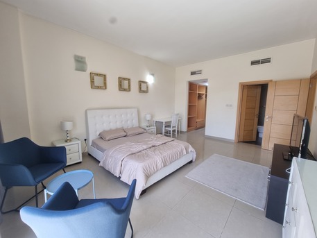Amwaj Islands, Apartments, Flats, Houses & Villas, BHD 420/month,  Furnished,  2 BR,  125 Sq. Meter,  Beautiful 2 BR FF Apartment With Balcony Amwaj Island