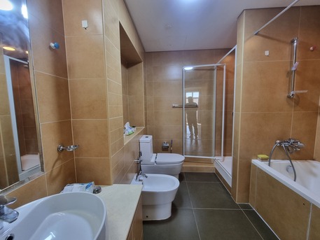 Amwaj Islands, Apartments, Flats, Houses & Villas, BHD 420/month,  Furnished,  2 BR,  125 Sq. Meter,  Beautiful 2 BR FF Apartment With Balcony Amwaj Island