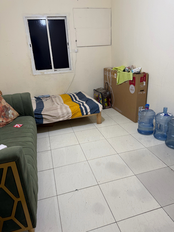 Al Naseem, Furniture, SAR 1900,  1BHK Family Flat Ready To Transfer With All Goods