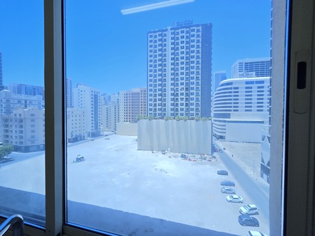 Juffair, Apartments, Flats, Houses & Villas, BHD 380/month,  Furnished,  3 BR,  135 Sq. Meter,  One Month Free !!! Spacious 3 Bhk | Free Wifi | Family Building | Near Juffair Mall
