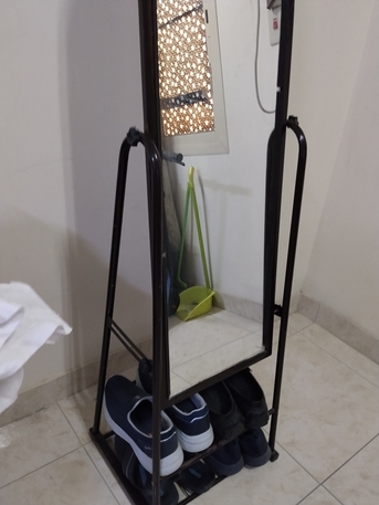 Jubail, Furniture, SAR 70,  Mirror Stand With Shoe 👟 Rack
