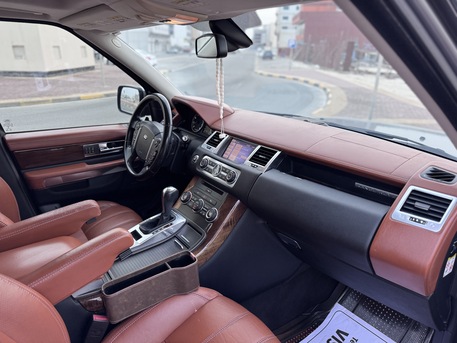 Hidd, Vehicles, Cars & Trucks , BHD 3900,  Range Rover Sport HSE 2013 For Sale,  2013,  Automatic,  150000 KM,