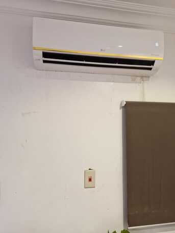 Dammam, Air Conditioners, SAR 2000,  Selling New(2 Month Old) LG Split AC 2 Ton(hot And Cold) And Under Warranty