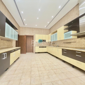 Kuwait City, Villas, KWD 3500,  Spacious Family Villa For Rent In Jabriya