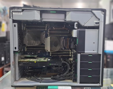 Manama, Computers, BHD 153,  HP Workstation With 2 Processor 32 Core