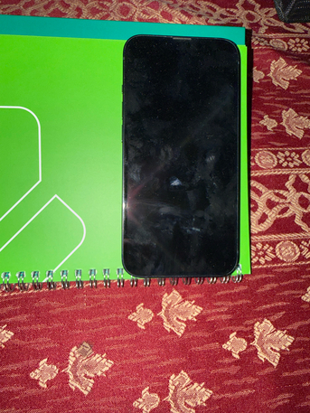 Manama, Mobile Phones, BHD 155,  IPhone 13 Black 128GB Mint Condirion