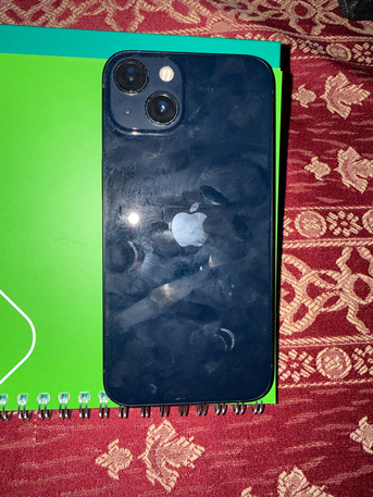 Manama, Mobile Phones, BHD 155,  IPhone 13 Black 128GB Mint Condirion