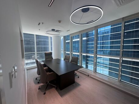 Dubai, Offices, AED 140000,  818 Sq. Feet,  Large Office Space With Furniture And Other All Utilities For Rent / Ready To Occupy / Lak