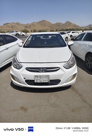 Jeddah, Vehicles, Cars & Trucks , SAR 20000,  Hyundai Accent,  2017,  Automatic,  253530 KM,  Emergency Sale