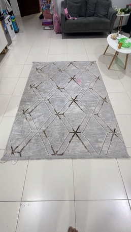 Dammam, Furniture, SAR 70,  Carpet In Good Condition.