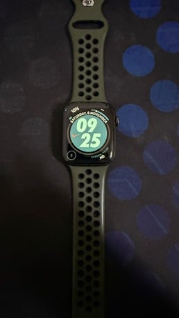 Jeddah, Watches, SAR 1300,  Apple Smart Watch Series 5 With Cellular