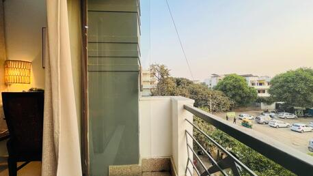 Gurgaon, Apartments, Flats, Houses & Villas, INR 3000/day,  Furnished,  Studio,  350 Sq. Feet,  BluO Stays Service Apartments DLF Cyber City Gurgaon