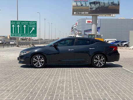 Manama, Vehicles, Cars & Trucks , BHD 4950,  Nissan Maxima,  2018,  Automatic,  47200 KM,    (Blue)