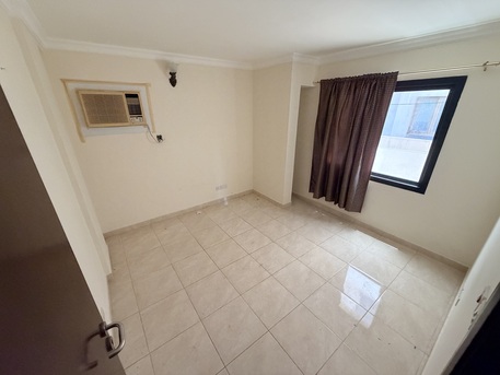 Adliya, Apartments, Flats, Houses & Villas, BHD 230/year,  3 BR,  Amazing Semi Furnished 3 Bedroom Apartment Available