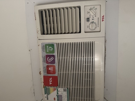 Riyadh, Air Conditioners, SAR 2800,  4 Window AC Units &ndash; Excellent Condition