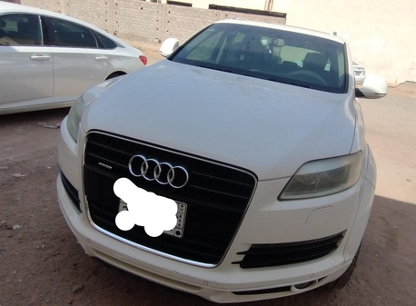 Madinah, Vehicles, Cars & Trucks , SAR 45000,  Audi Q7,  2009,  Automatic,  115000 KM,