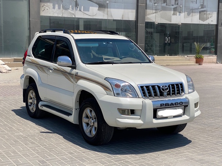 Manama, Vehicles, Cars & Trucks , BHD 4000,  Toyota Prado,  2006,  Automatic,  220600 KM,   VX  (White)