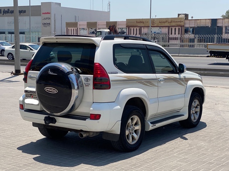 Manama, Vehicles, Cars & Trucks , BHD 4000,  Toyota Prado,  2006,  Automatic,  220600 KM,   VX  (White)