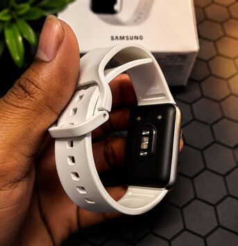 Manama, Watches, BHD 15,  Samsung Galaxy Fit 3 Smartwatch – White  ✨ New Condition
