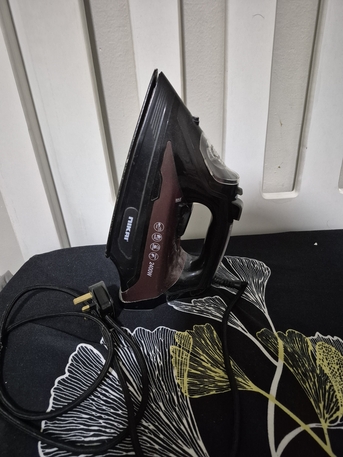 Al Rawdah, Appliances, SAR 35,  Nikai Iron Box