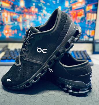 Juffair, Clothing & Accessories, BHD 28,  On Cloud X 4 &ndash; Black (Original) Size: UK 11.5 / EU 47 Like New Excellent Condition