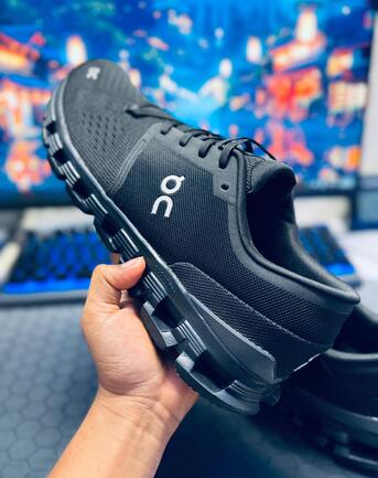 Juffair, Clothing & Accessories, BHD 28,  On Cloud X 4 &ndash; Black (Original) Size: UK 11.5 / EU 47 Like New Excellent Condition