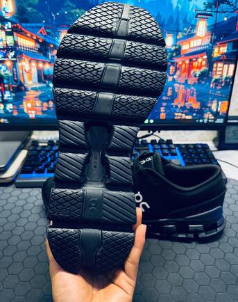 Juffair, Clothing & Accessories, BHD 28,  On Cloud X 4 &ndash; Black (Original) Size: UK 11.5 / EU 47 Like New Excellent Condition