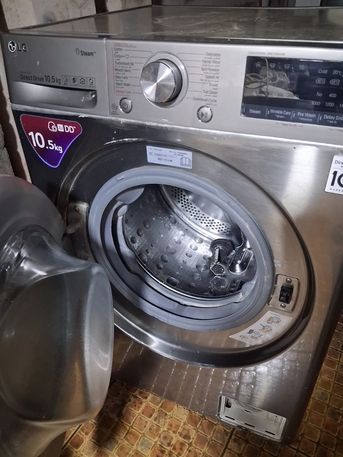 Jeddah, Appliances, SAR 700,  LG Front Load 10.5 KG Fully Automatic Washing Machine