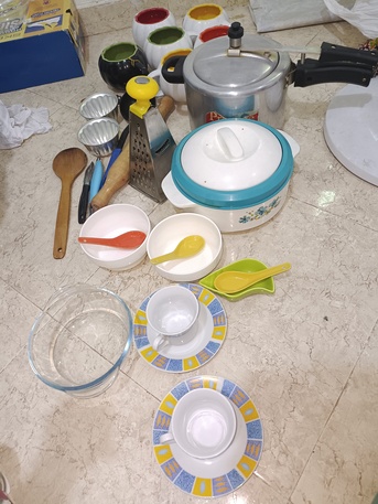 Khobar, Household Items, SAR 90,  Kitchen Crockery Items Including Cocker For Sale On Cheap Price