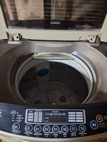 Jeddah, Appliances, SAR 600,  10 KG Top Load Washing Machine &ndash; Chrome Silver &ndash; Excellent Condition