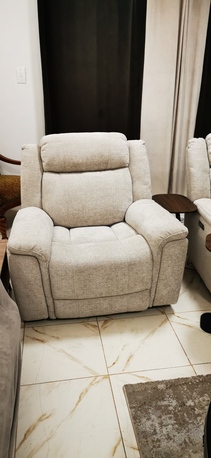 Dammam, Furniture, SAR 1000,  Recliner Sofa Home Box Brand New (Nova) Electric Power Recliner