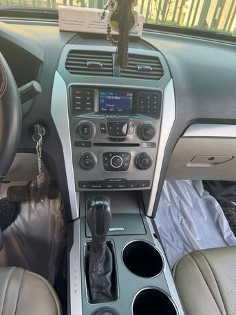 Riyadh, Vehicles, Cars & Trucks , Ford Explorer,  2013,  Automatic,  187000 KM,