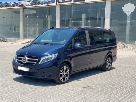 Manama, Vehicles, Cars & Trucks , BHD 8250,  MERCEDES V250,  2017,  Automatic,  163800 KM,  Mercedes Benz V-250  (Blue)